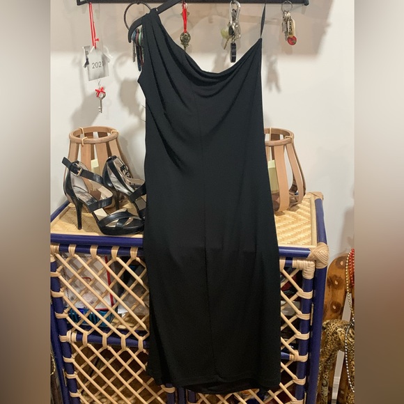 Michael Kors Off The Shoulder Dress - Picture 2 of 2